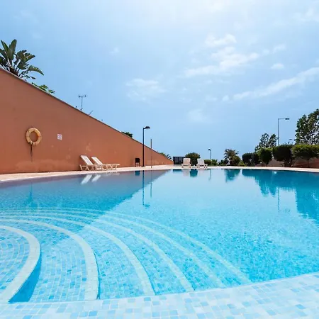 Comfortable 4-Bedroom Villa With Private Gardens Costa Adeje  Extérieur photo