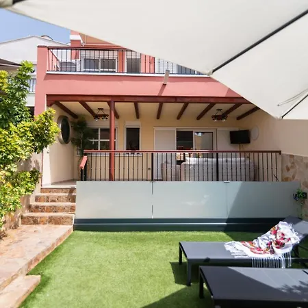 Comfortable 4-Bedroom Villa With Private Gardens Costa Adeje  Extérieur photo