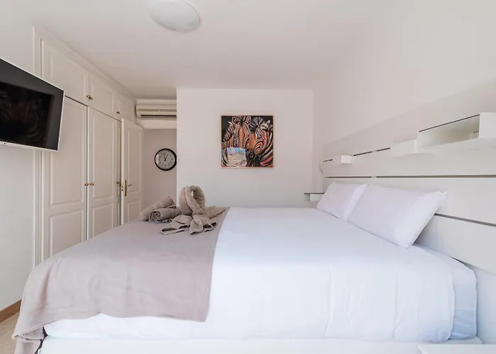 Comfortable 4-Bedroom Villa With Private Gardens